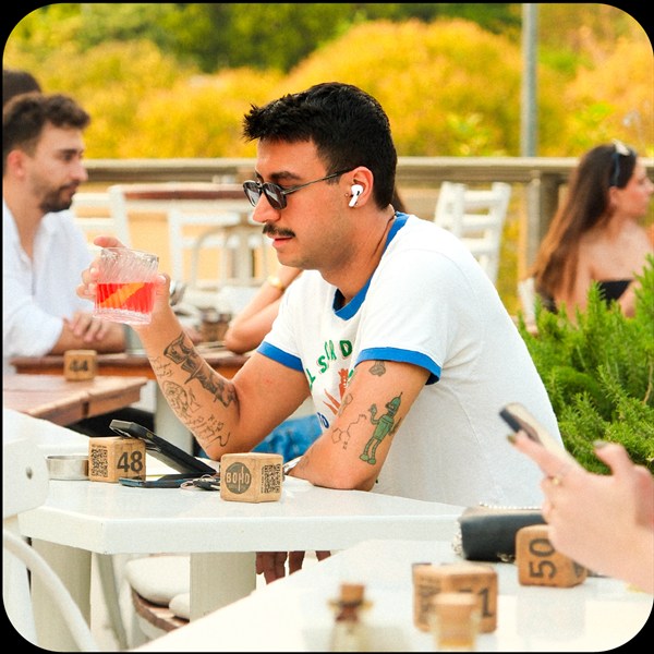 Boho Social Pub sunumlarından bir kare